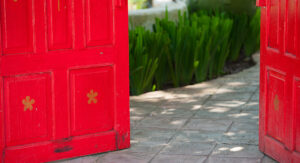 E-news-Mar29-open-red-door_1000x542