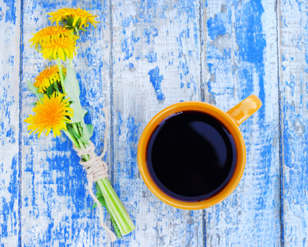 dandelion-and-coffee_189265244
