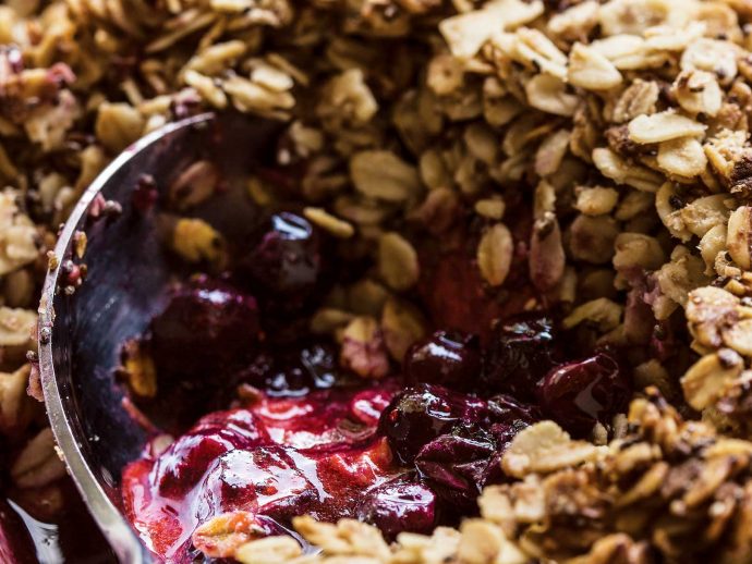 Tarragon-Berry-Slump-with-Anise-Oat-Crumble-MHWD5275-2-690x518