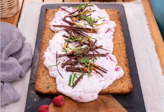 Almond Cookie Tart with Raspberry Fool 