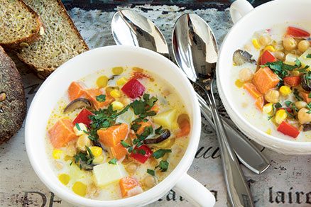 healthy-dinners-creamy-roasted-vegetable-chowder
